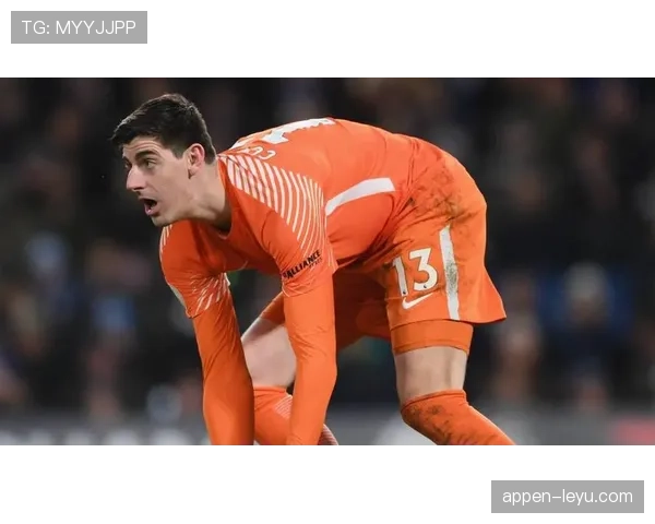 奥布拉克力压库尔图瓦，强势登顶欧洲顶级门将新标杆