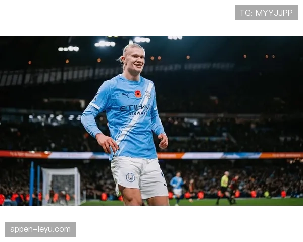 哈兰德国家队与俱乐部表现差异解析：体系影响如何体现